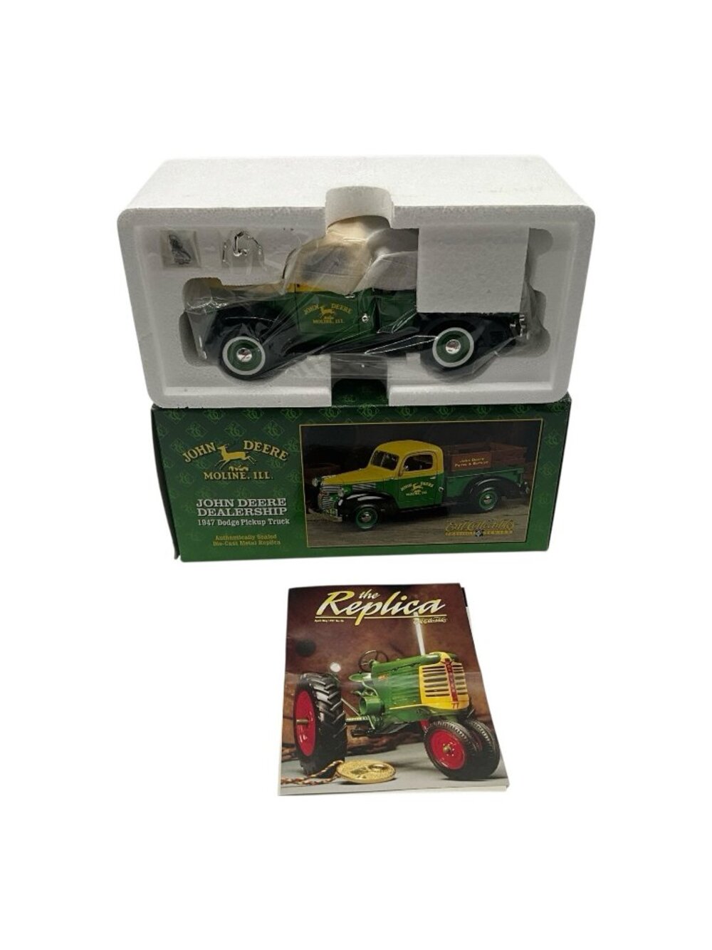 Ertl John Deere Dealership 1947 Studebaker Pickup Truck Die Cast Prestige  15024